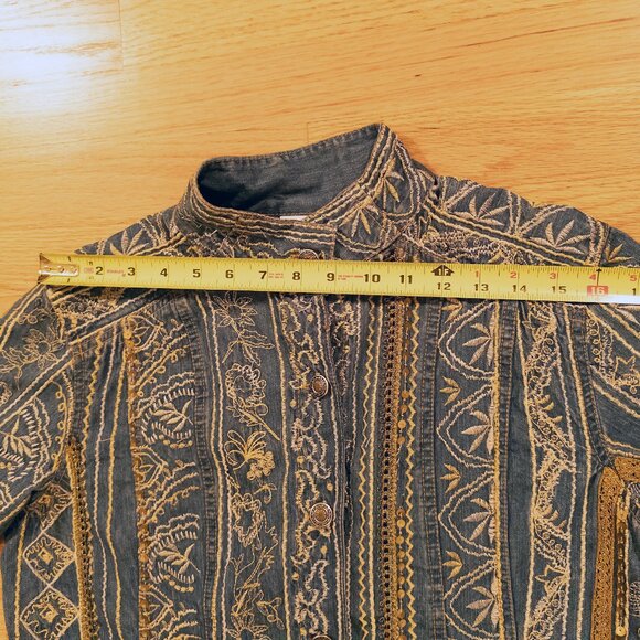 Chico’s Cropped Floral Embroidered & Sequin Denim Jacket Medium Wash - Picture 7 of 13